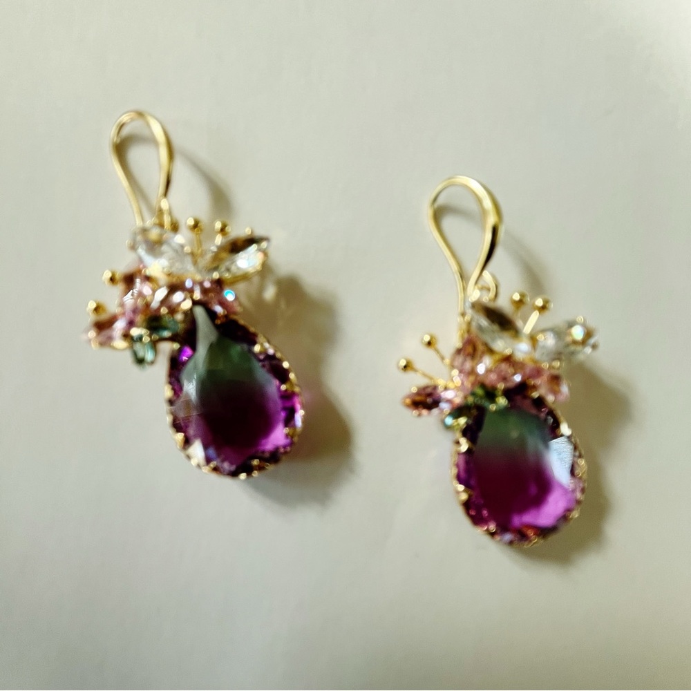 💲⬇️ 2-Tone Blue Purple Ombre Zircon Butterfly Drop Dangle Earrings NWT - Picture 9 of 13